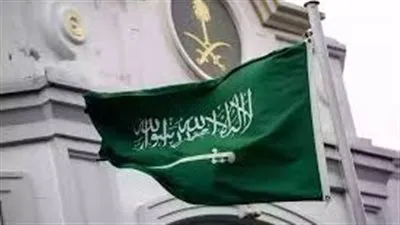 السعودية تحدد 4 شروط الحصول على إقامة لمدة 10 سنوات للوافدين دون كفيل أو ترحيل