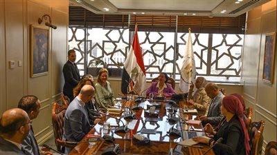 وزيرة البيئة تلتقي رئيسة شركة سانوفي العالمية لمناقشة آليات التعاون 