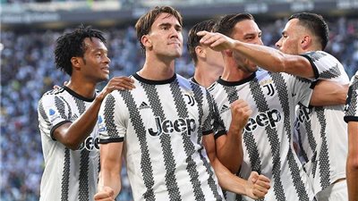 نجم يوفنتوس يوافق على تجديد عقده مع الفريق