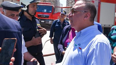 محافظ الإسكندرية: العقار المنهار انشطر نصفه.. وكان مخصصا للإيجار للمصطافين