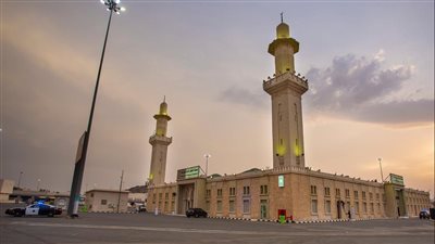 موعد صلاة مغرب يوم وقفة عرفة 2023.. توقيت آذان المغرب اليوم في مطروح