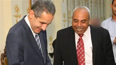 محافظ الغربية يزور إحدى دور الأيتام بطنطا لتقديم تهنئة العيد للأطفال (صور)