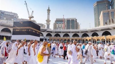 اليوم.. الحجاج المتعجلون يؤدون طواف الوداع