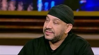 عصام كاريكا يكشف تفاصيل غنائه في فيلم الإسكندراني.. فيديو