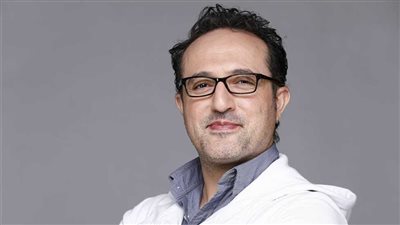 إصابة شريف مدكور بفيروس كورونا 