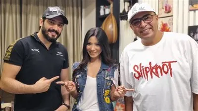 نيفين رجب تتعاون مع العسال وأحمد زعيم في أغنية جديدة