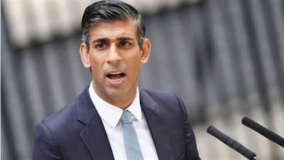 رئيس الوزراء البريطاني يلتقي ولي عهد البحرين