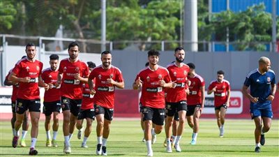 الأهلي يختتم استعداداته لمباراة الإسماعيلي في الدوري 