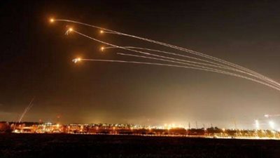 عاجل.. إطلاق 5 صواريخ من غزة باتجاه المستوطنات الإسرائيلية