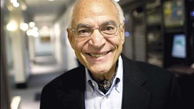 فاروق الباز يكشف حقيقة خطورة الذكاء الاصطناعي على البشرية