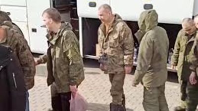 للمرة الثانية.. روسيا وأوكرانيا يتبادلان 90 أسيرًا