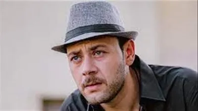 محمد علي رزق ينتقد خطأ في مسلسل ليه لأ 3