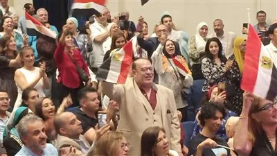 الاعلام المصرية تزين حفل علي الحجار وتفاعل كبير من الفنانين والإعلاميين (صوى)