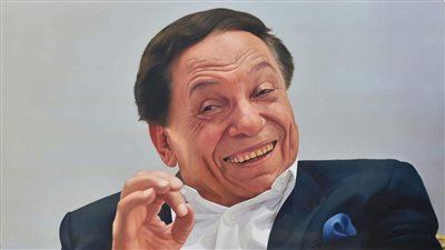 كيف تصدر عادل إمام المشهد في كافة المجالات الفنية ؟