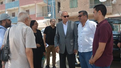 محافظ القليوبية يتفقد عددا من المشروعات الجاري تنفيذها بمدينة بنها 