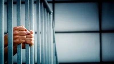 إجراء تحليل المخدرات لشاب اصطدم بأكثر من سيارة على طريق صلاح سالم 