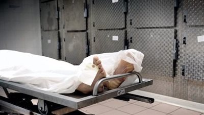 مناظرة جثة ثلاثيني ملقاة داخل مبنى مهجور بحلوان: ليس بها إصابات