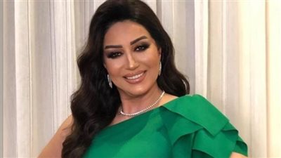 لأول مرة.. وفاء عامر مذيعة على قناة 