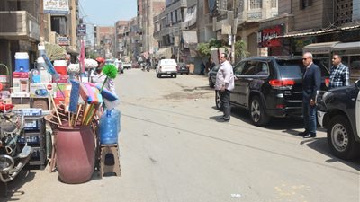 محافظ القليوبيه يشن حملة لإزالة الإشغالات بعزبة السوق ببنها 