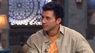 عصام عمر ممازحا جمهوره: 