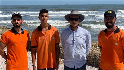 مدير شاطئ بورسعيد عن العثور علي جثة غريق: الأمواج رمته 1500 مترا