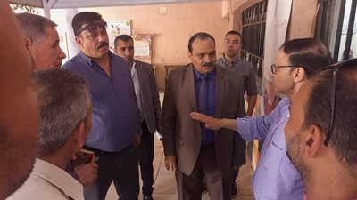 نائب رئيس جامعة بنها يتفقد استعدادات اختبارات القدرات بالكليات