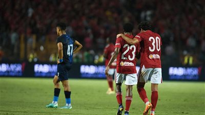 القمة 126 حمراء.. الأهلي يقهر الزمالك برباعية
