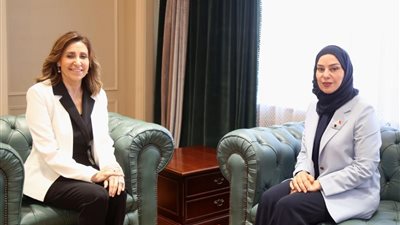 فوزية زينل: مصر لها دورًا بارزًا في إثراء الحراك الثقافي بين البلدين