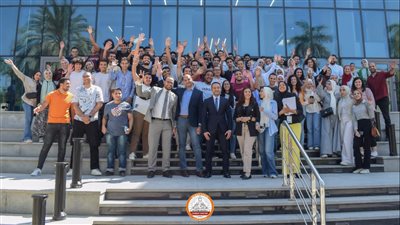 مركز التوظيف بجامعة عين شمس يستضيف ورشة لتعريف الطلاب عن الذكاء الاصطناعي 