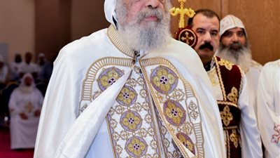 البابا تواضروس يدشن كنيسة بدير 