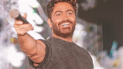  تامر حسني يفتتح أولى حفلات مهرجان العلمين