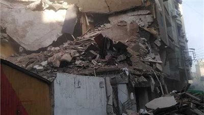 انهيار عقار مكون من 5 طوابق بحدائق القبة