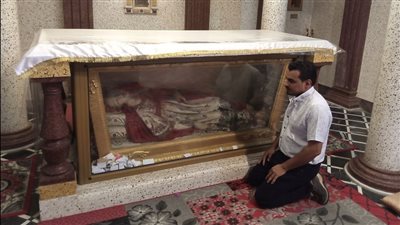 كاتدرائية سانت كاترين بالإسكندرية.. تاريخ قرنين من الزمان وبها أقدم أيقونة للقديسة 