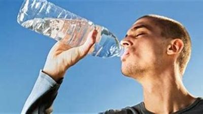 مع ارتفاع درجات الحرارة.. تجنب تناول هذه الأطعمة