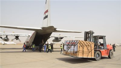 المتحدث العسكرى: مصر ترسل شحنات إنسانية للشعب السودانى (تفاصيل)