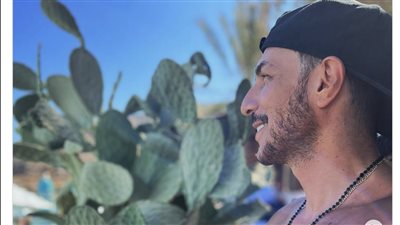 بصورة صيفية.. باسل الخياط يتألق بأحدث ظهور له