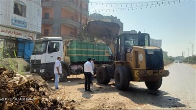رفع 450 طن مخلفات من مقلب دكرنس الوسيط و500 طن مخلفات صلبة في حملات بالدقهلية 