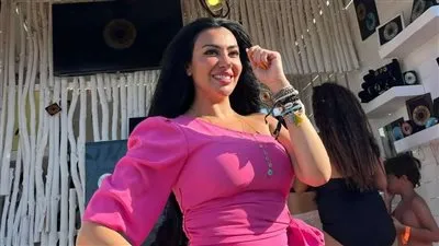 بإطلالة صيفية.. ميريهان حسين تخطف أنظار جمهورها