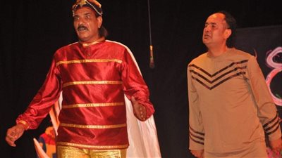 بحضور كبير.. انطلاق العرض المسرحي 