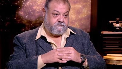 مصطفى درويش يروي لحظة استقباله وفاة المرحوم مصطفى درويش: 