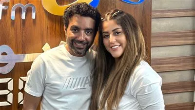 سمر محمد متولي: “افتتاح العلمين كان مبهر.. وشعرت بسعادة أثناء غنائي مع تامر حسني”