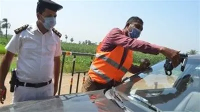 تحرير 1787 مخالفة عدم تركيب الملصق الإلكتروني