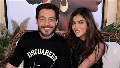 بالصور.. مي عمر وأحمد زاهر يبدأن تصوير مسلسل 