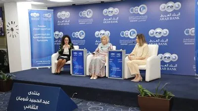 وزيرة الثقافة المصرية تُشارك نظيرتها الأردنية جلسة 