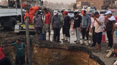 محافظة الجيزة: انتهاء أعمال إصلاح كسر ماسورة بمنطقة أرض البحر بالطالبية