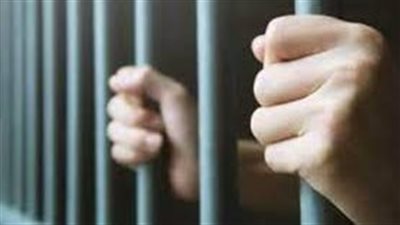 علاقة غير شرعية انتهت بـ 