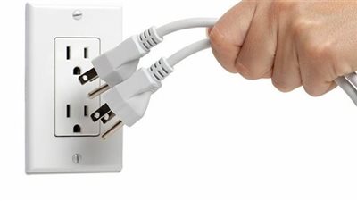 خبير يوجه نصائح للتعامل مع الأجهزة حال انقطاع الكهرباء وترشيد الاستهلاك (فيديو)