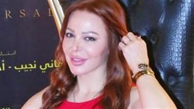 سوزان نجم الدين في عرض 