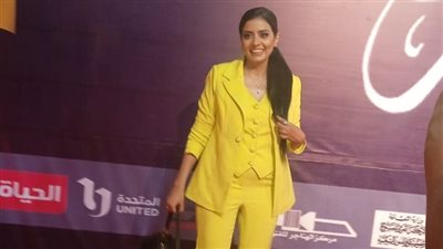 بالأصفر.. سهر الصايغ تتألق في حفل افتتاح المهرجان القومي للمسرح المصري بدورته الـ 16