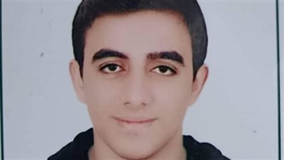 ابن البحيرة الأول في الثانوية العامة: مثلي الأعلي الدكتور مجدي يعقوب